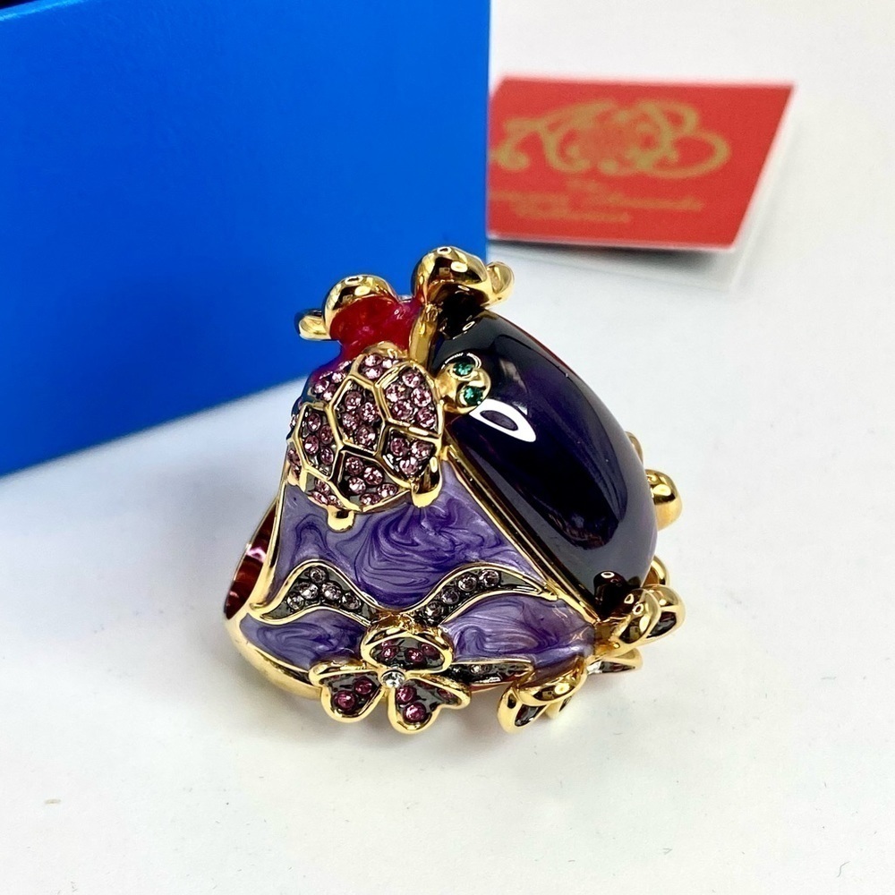 Princess AMANDA BORGHESE PURPLE RHINESTONE FLOWER TURTLE STATEMENT RING SZ 7.75